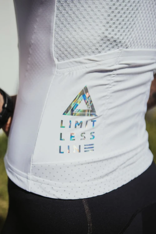 215 Limitless White (4).jpg